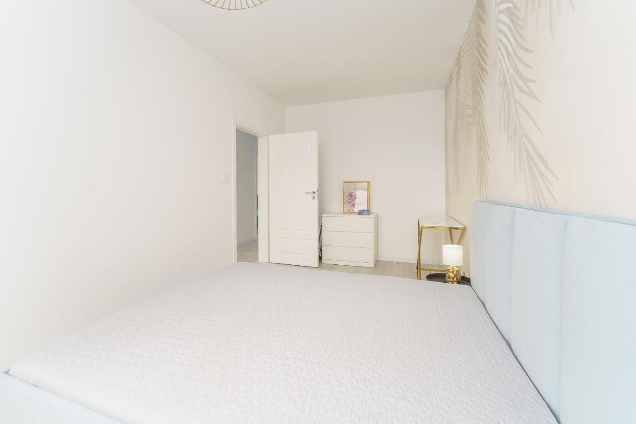 Fredry 2 Apartament Liliowy Kołobrzeg Buitenkant foto