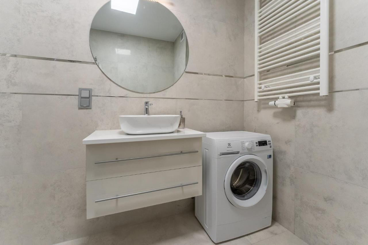 Fredry 2 Apartament Liliowy Kołobrzeg Buitenkant foto