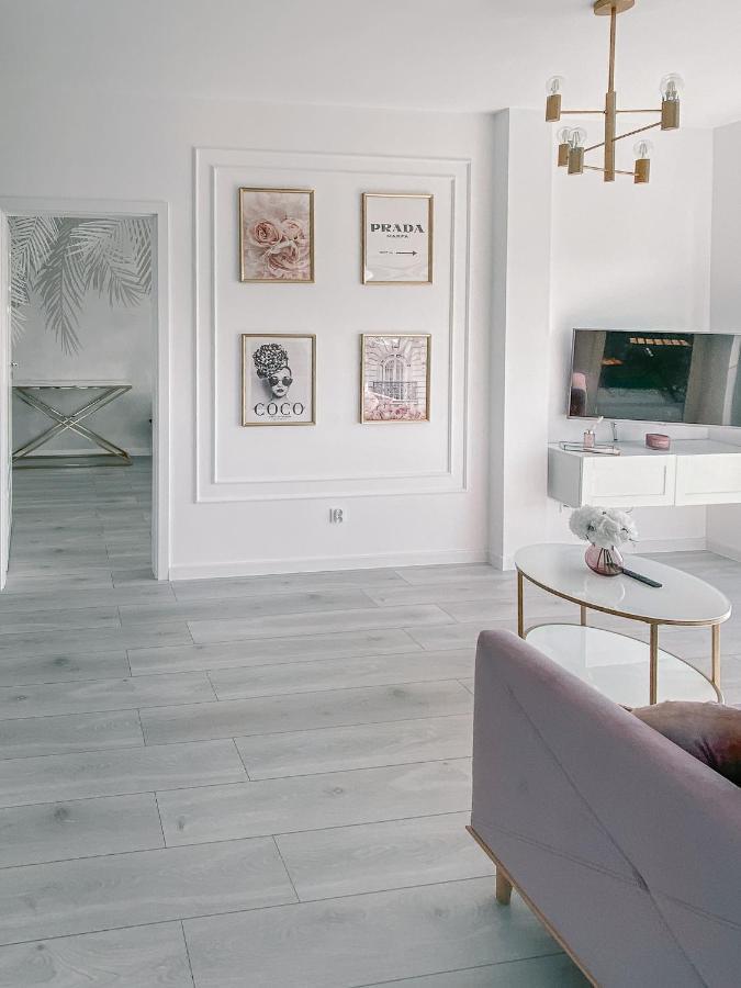 Fredry 2 Apartament Liliowy Kołobrzeg Buitenkant foto
